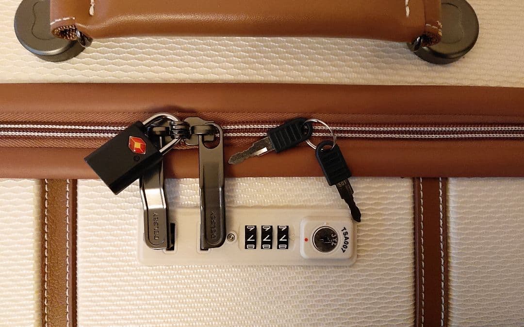 送料込み 3連休限定価格 DELSEY キャリーバッグ 超美品【汚れなし✨超美品