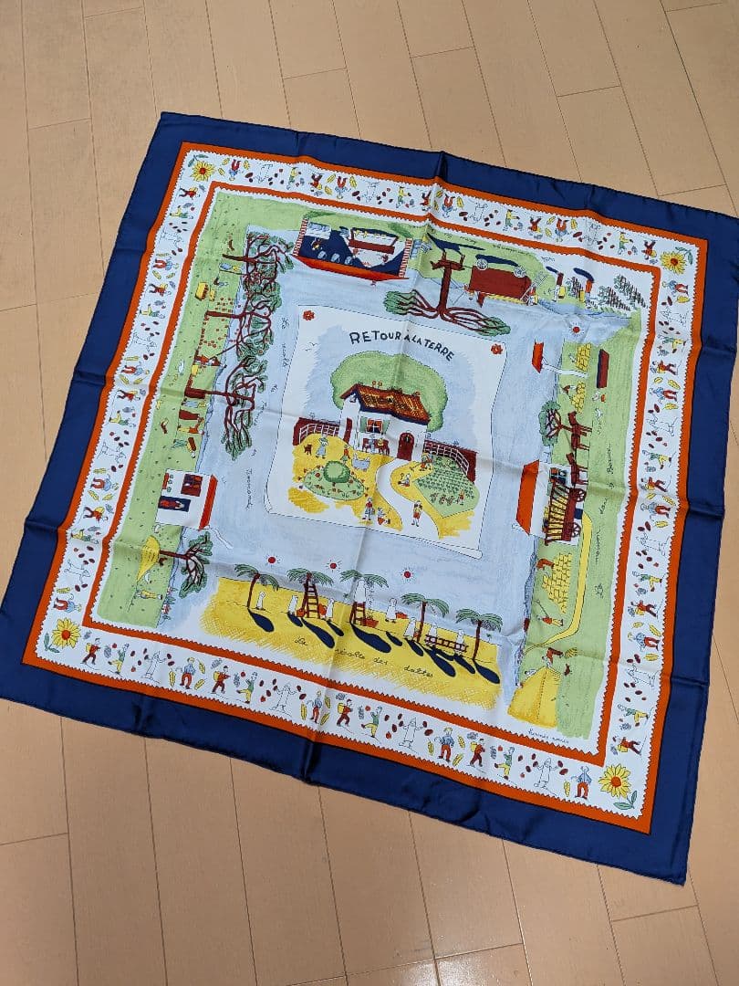 Hermès エルメス　カレ90　スカーフ