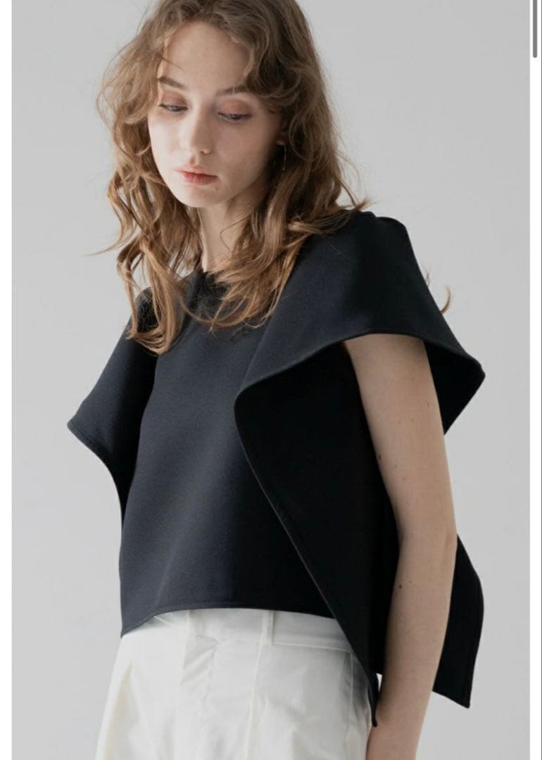 メゾンドドルチェ　リリートップス