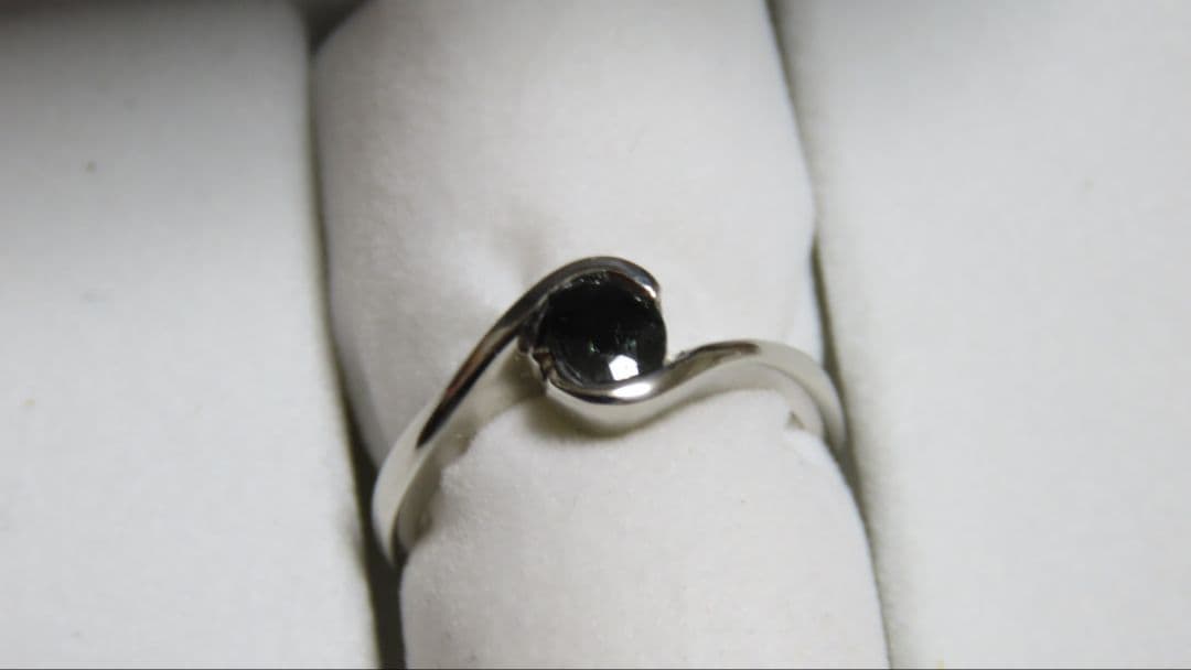 一点物 ロシア産 天然アレキサンドライト 0.69ct Pt900 鍛造製法