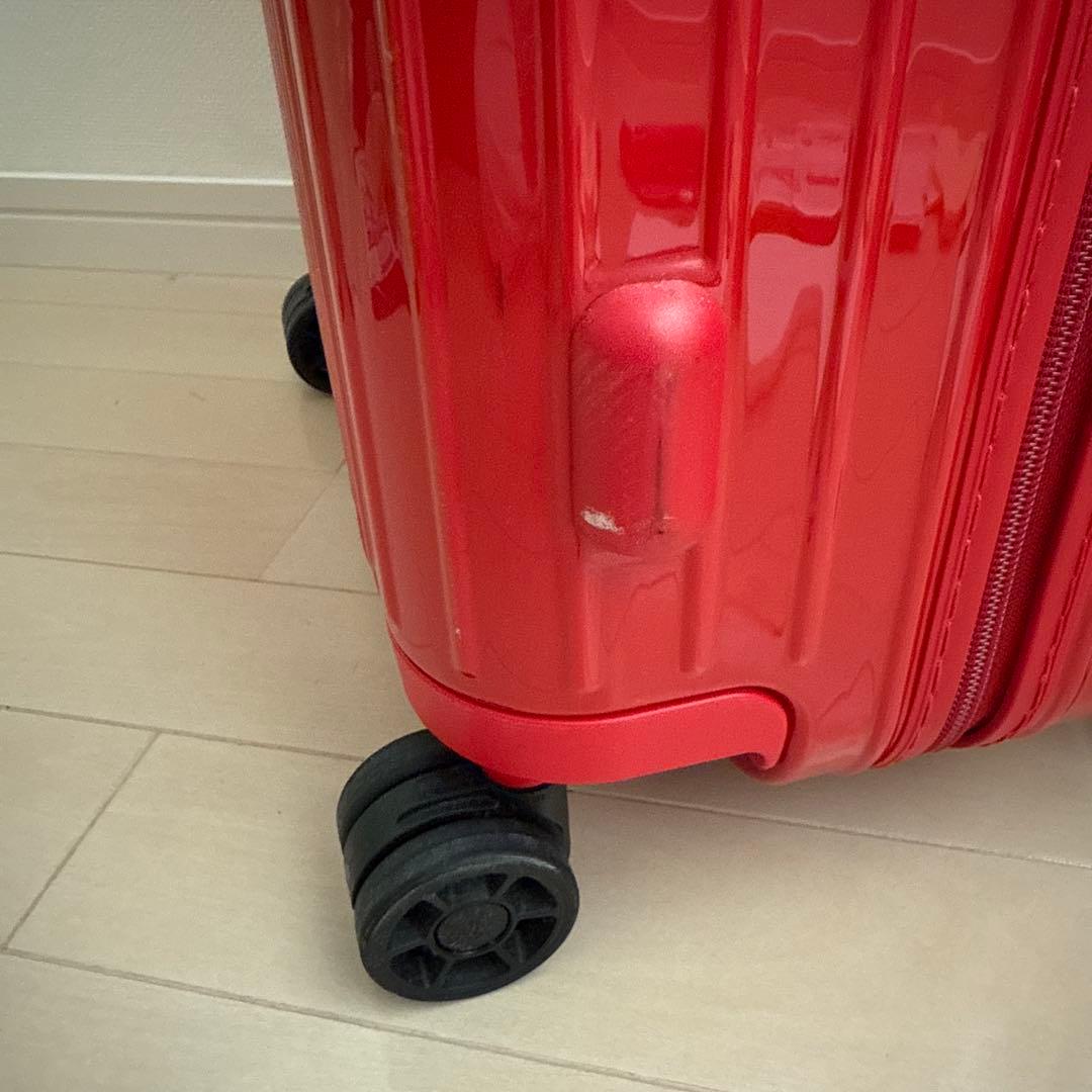 【美品】RIMOWA リモワ エッセンシャルキャビン 36L レッド　キャリー