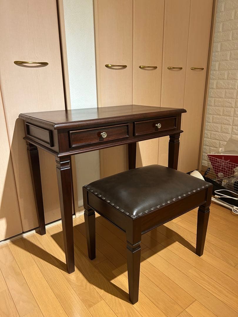 マホガニーデスク　マホガニードレッサー