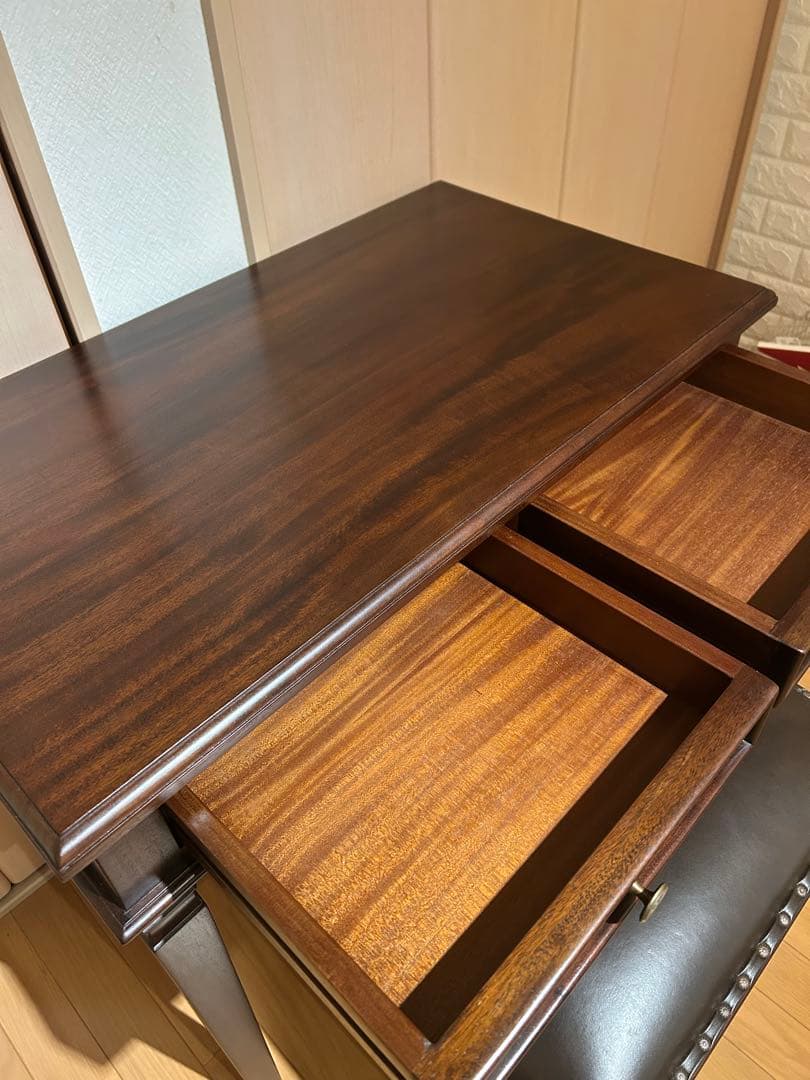 マホガニーデスク　マホガニードレッサー