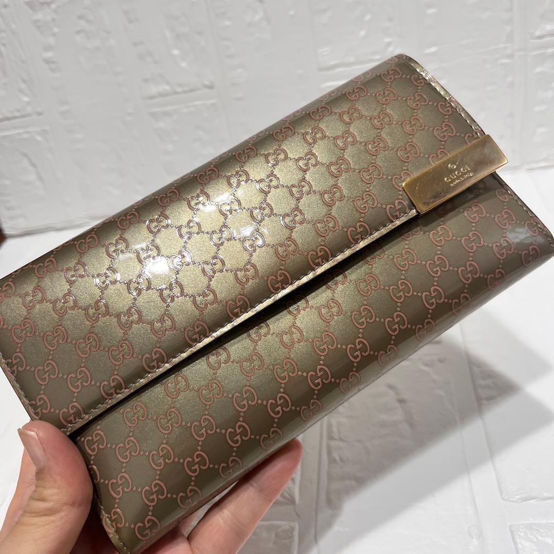 美品✨GUCCI レアカラー　マイクロシマ　GG柄 メタリックカーキ　エナメル
