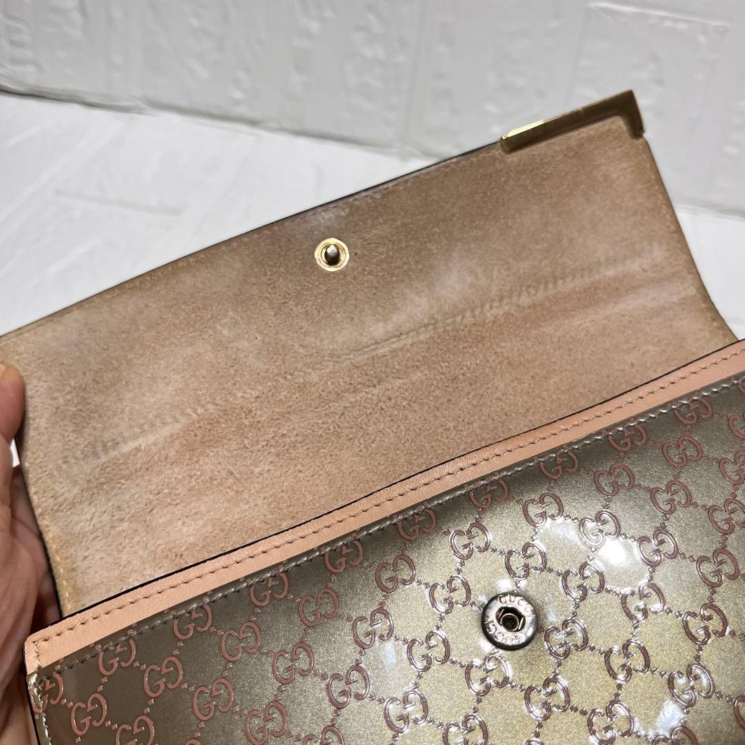 美品✨GUCCI レアカラー　マイクロシマ　GG柄 メタリックカーキ　エナメル