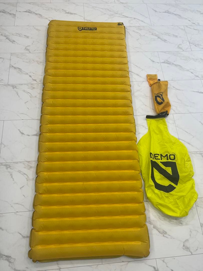 Nemo スリーピングマット イエロー 収納バッグ付き