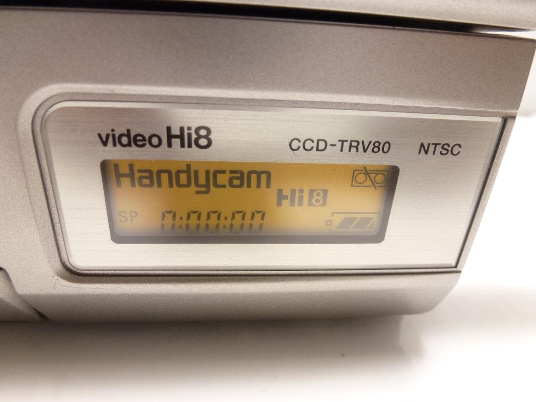 希少　大人気　動作品　ソニーSONY ビデオカメラレコーダー CCD-TRV80