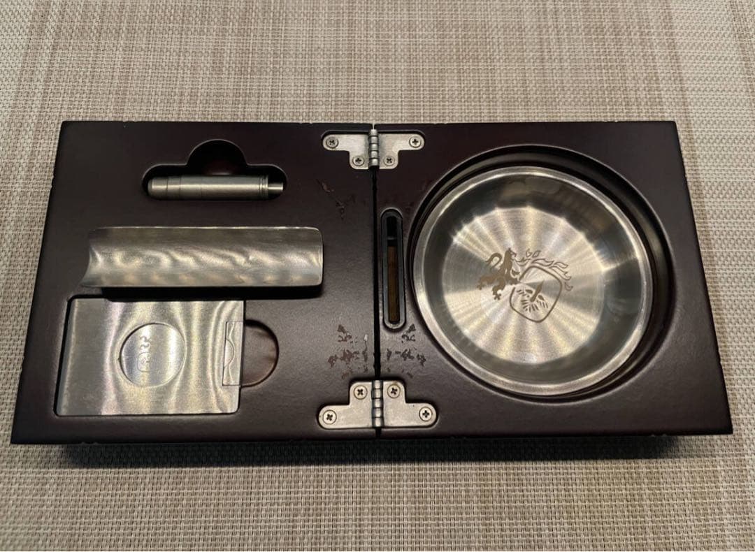 Colibri/コリブリ 『シガー 葉巻 灰皿＋テーブルライター』 セット