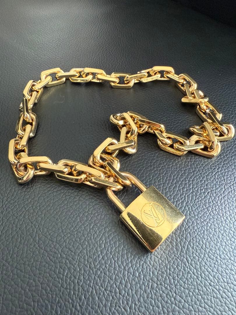 Louis Vuitton Cadenas D ネックレス ゴールド　箱なし