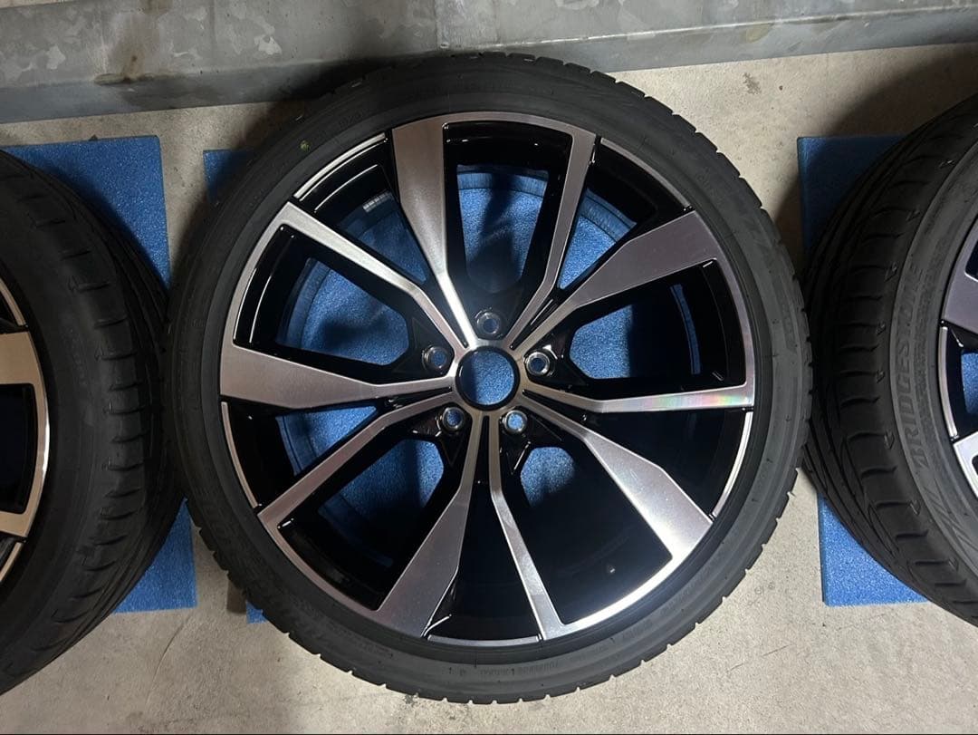 [新品]フォルクスワーゲン　タイヤ　4個セット