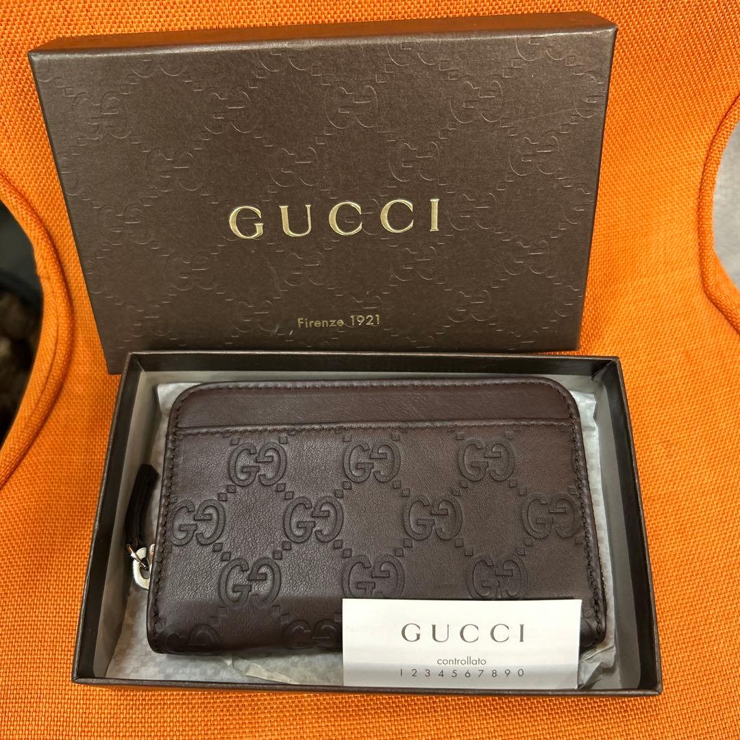 GUCCI GGパターン ケース ブラウン　キーホルダー付き　未使用