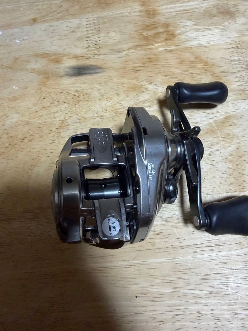 シマノ　ベイトリール　bantam 左ハンドル