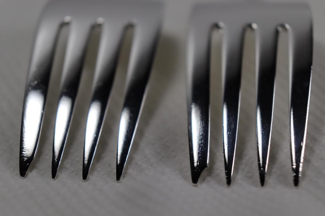 アメリカ■ウォレス■デザートフォーク２本組■とても優雅なローズポイント・パターン