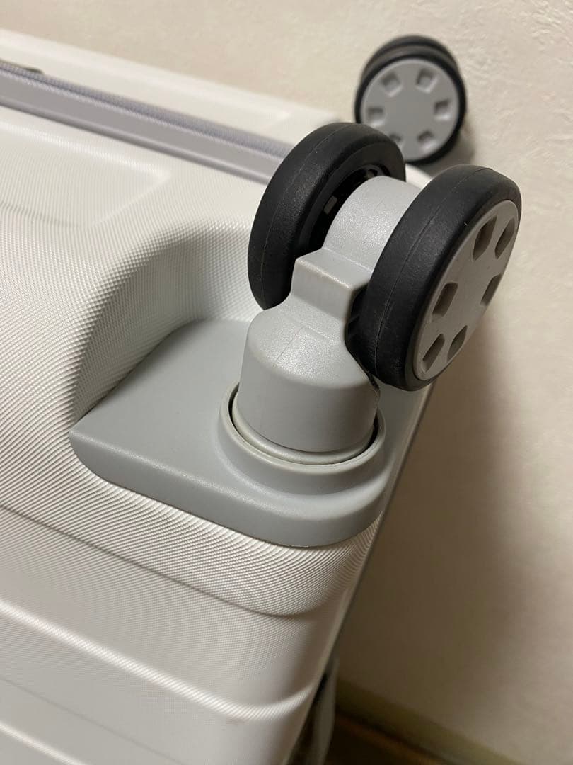 ◾️無印良品◾️バーを自由に調節できる　ハードキャリーケース　ホワイト