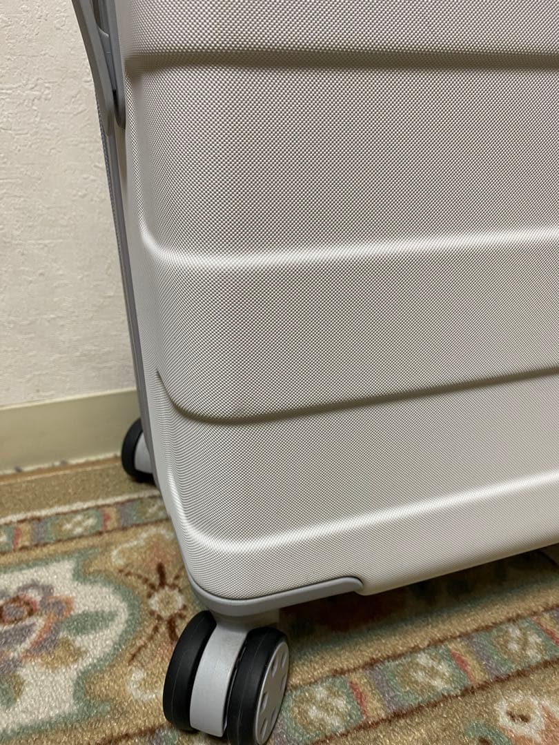 ◾️無印良品◾️バーを自由に調節できる　ハードキャリーケース　ホワイト