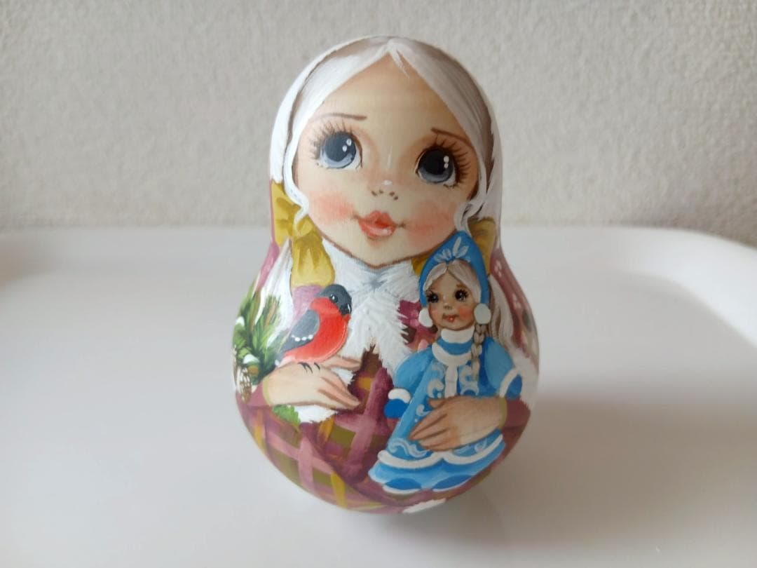 【CBT025】9cm級 おきあがりこぼし(大) スベトラーナ　雪娘