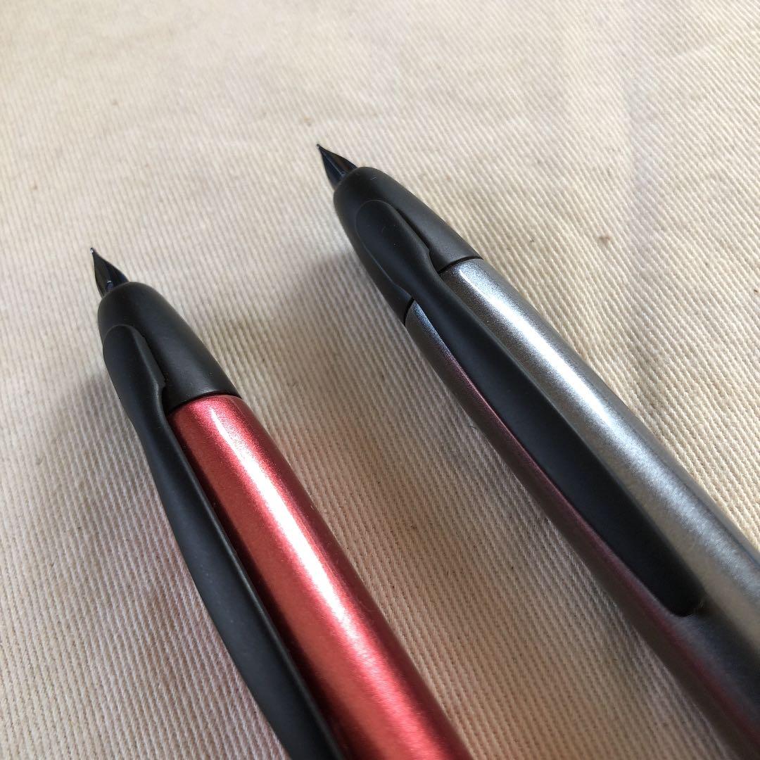 パイロット　キャップレス万年筆　海外仕様モデル　Vanishing Point