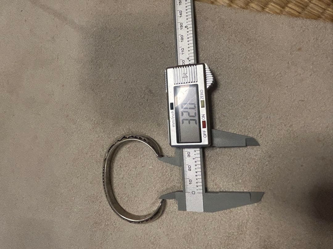 Andyインディアンジュエリー　トーマスカーティス　トライアングルバングル