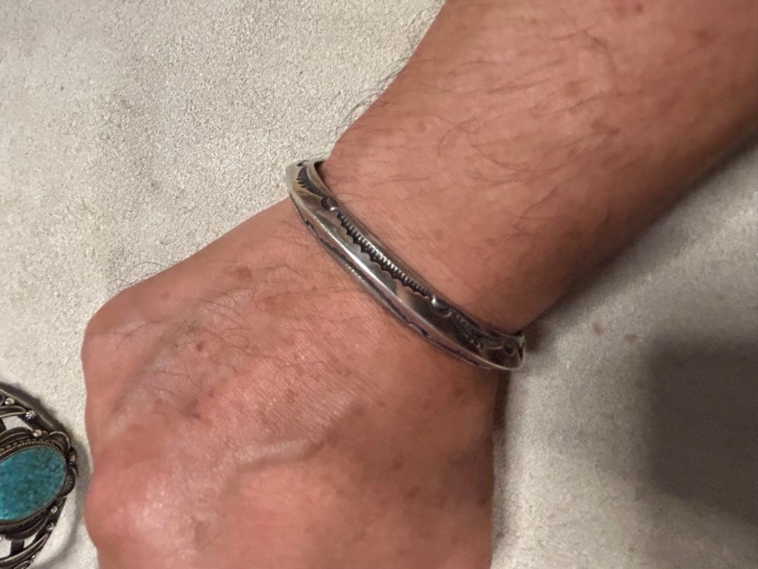 Andyインディアンジュエリー　トーマスカーティス　トライアングルバングル