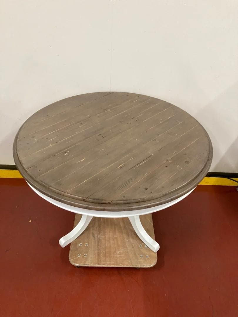 フレンチカントリー調ダイニングテーブル　P.G.T. IRECLAIMED