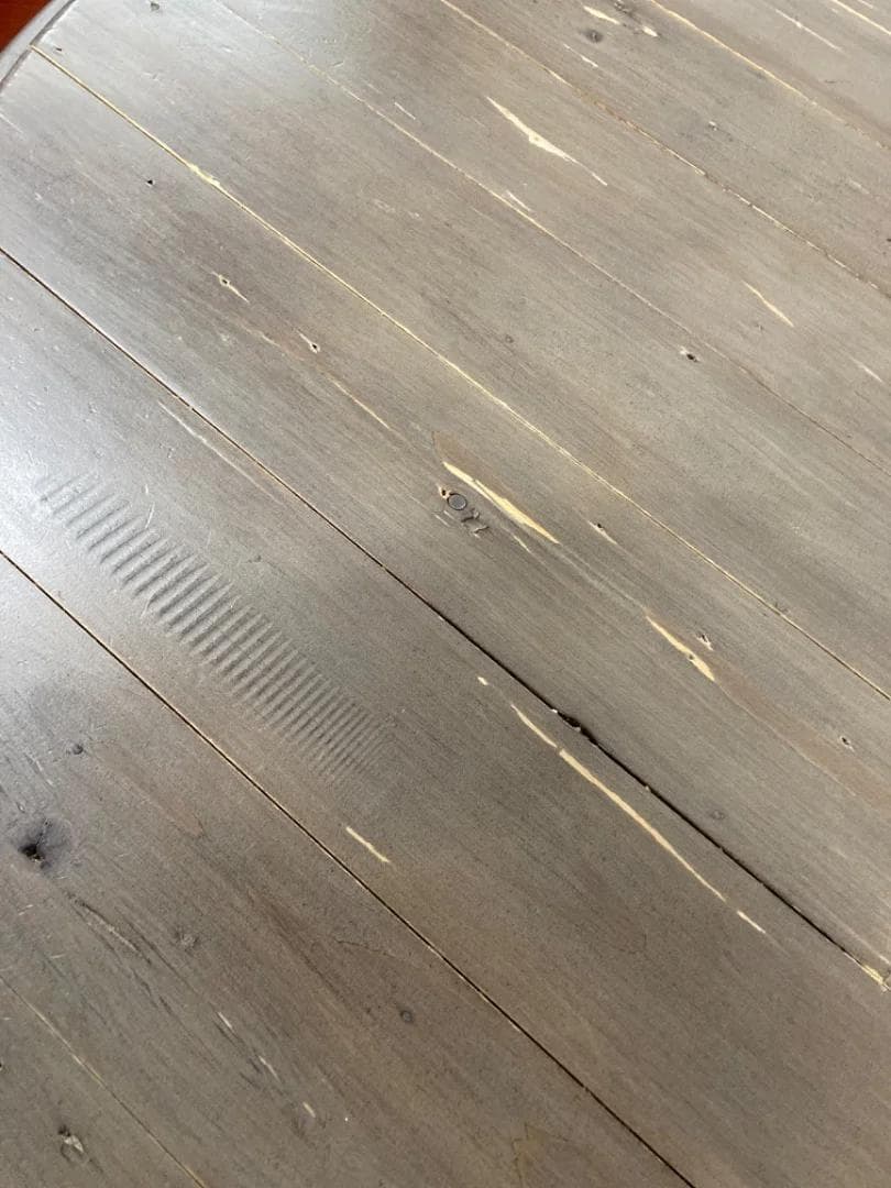 フレンチカントリー調ダイニングテーブル　P.G.T. IRECLAIMED