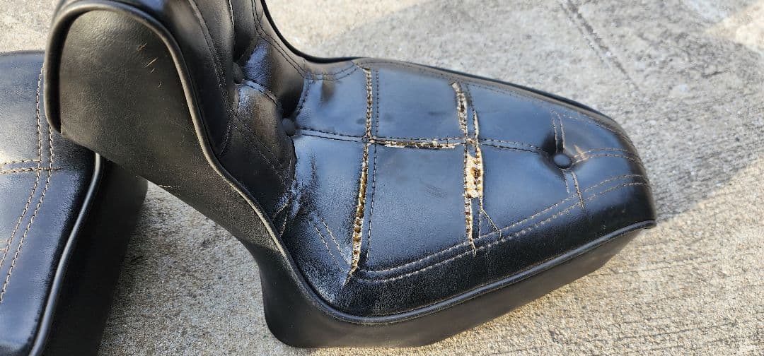 ハーレー　ラペラ　当時物　ナックル　パンヘッド　ショベル　シート　ソロシート