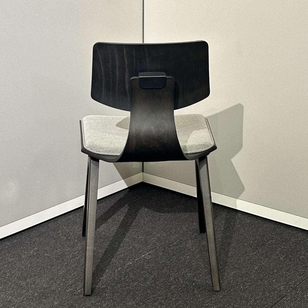 【展示品・2024年製】内田洋行 エルマー チェア クッション グレイ ブラック