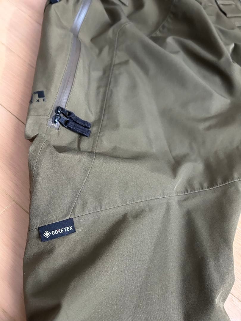 241 ビブパンツ　GORE-TEX ゴアテックス スノーボードウェア XL