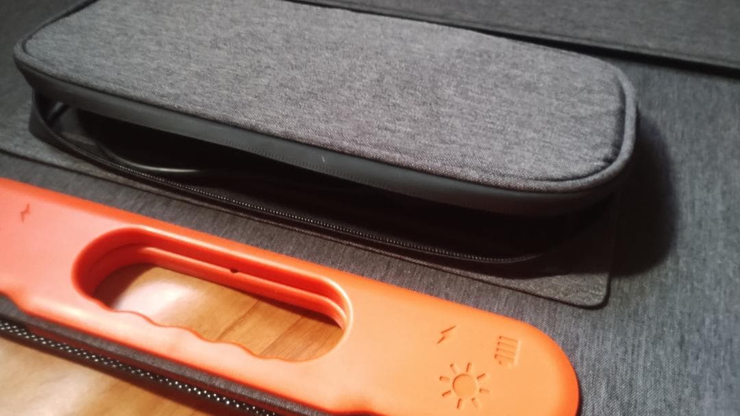 OTOUCH ソーラーパネル 100W 20V 折りたたみ式 チャージャー☆