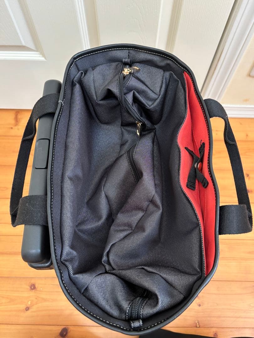 美品　SWANY スワニー　キャリーバッグ　4輪キャスター