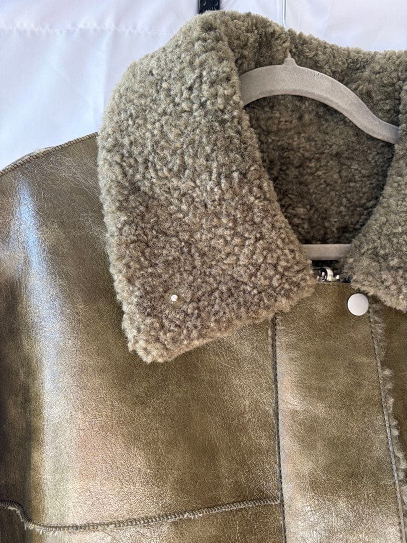 AMERI リバーシブルレザーボアジャケット