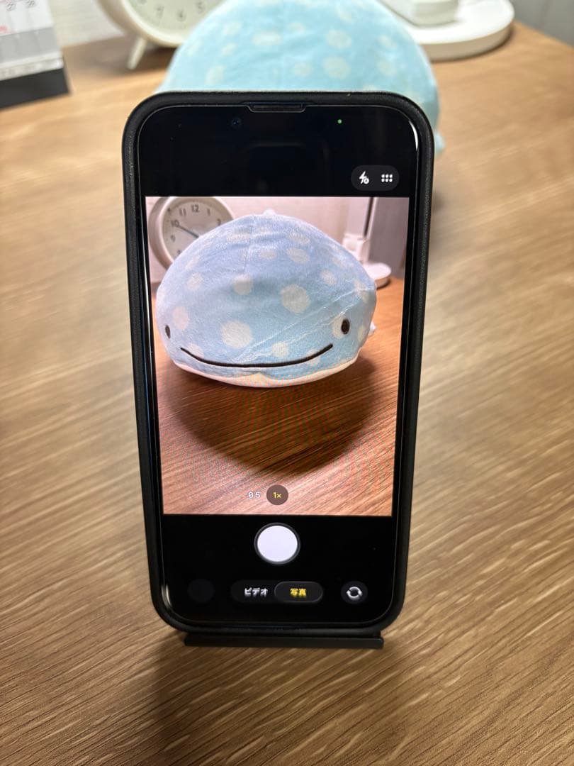 iPhone 13 128GB Simフリー 背面割れ 画面無傷