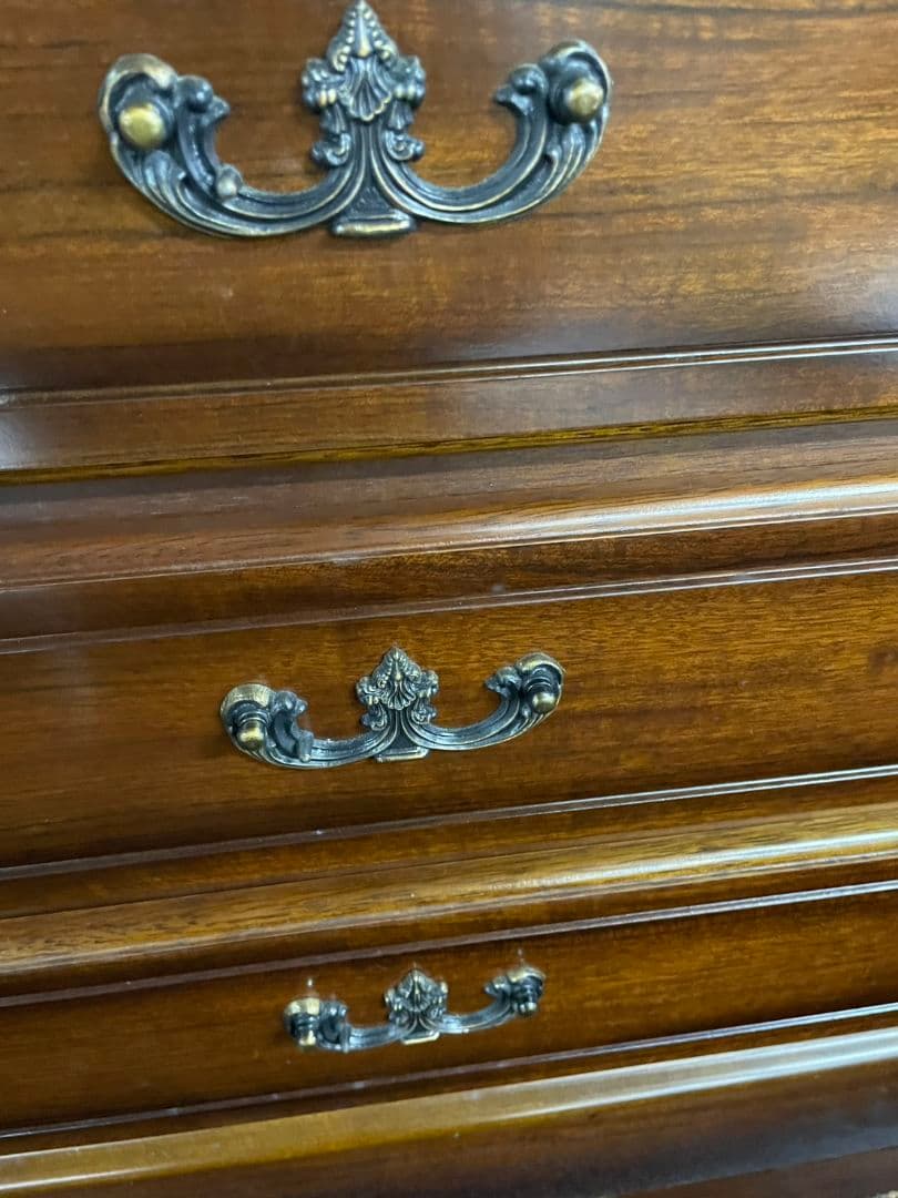 カリモク　コロニアル 木製 ブラウン キャビネット 4段