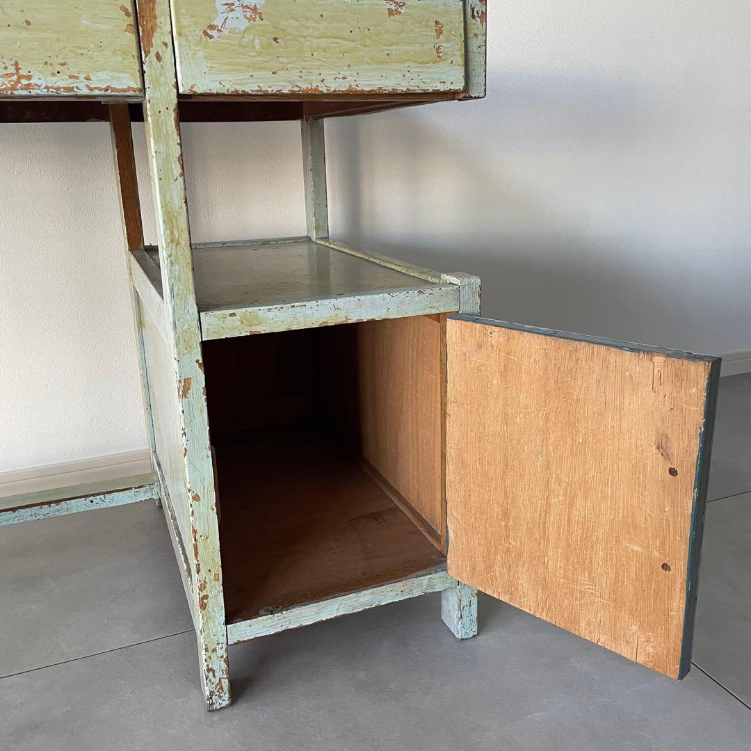 レトロなデスク　机　シャビー　昭和