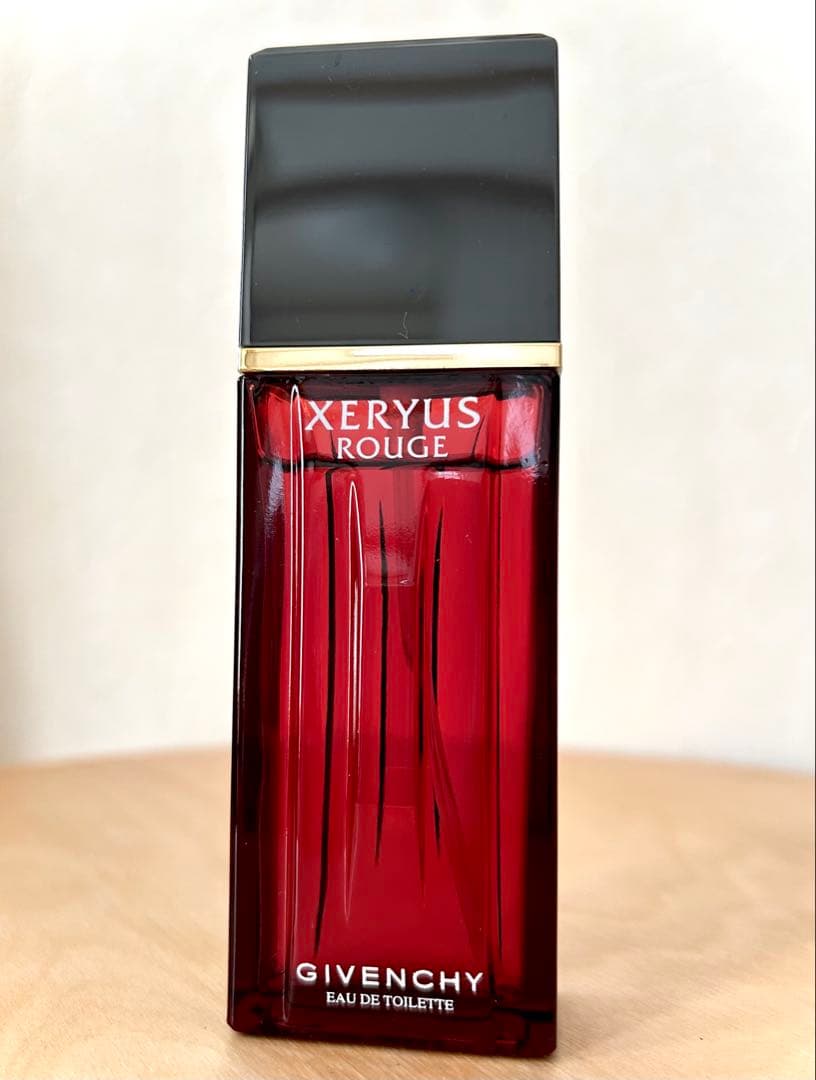 ジバンシイ キセリュズルージュ EDT50ml 旧ボトル 入手困難