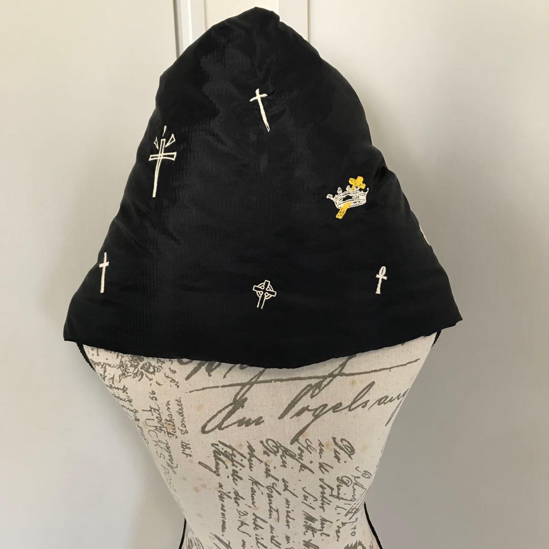 ブランド古着！FACETASM ダウンマフラー 十字架 刺繍 デザイン ブラック