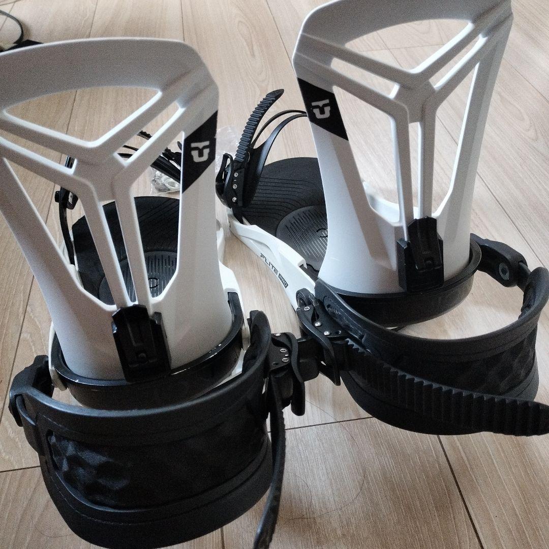 UNION　フライトプロ　ホワイト スノーボード ビンディング　Мサイズ