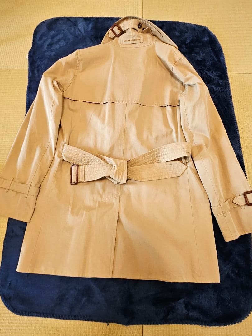 週末SALE　BURBERRY ベージュ トレンチコートハーフコート 38 美品