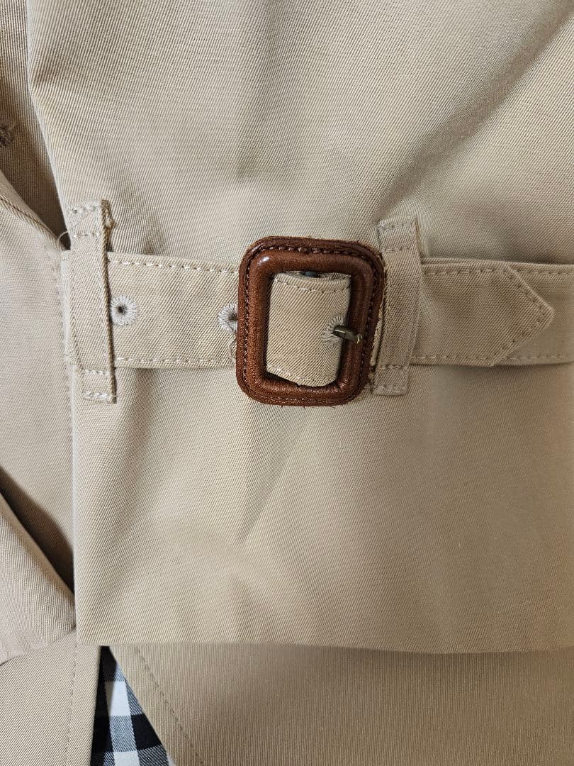 週末SALE　BURBERRY ベージュ トレンチコートハーフコート 38 美品