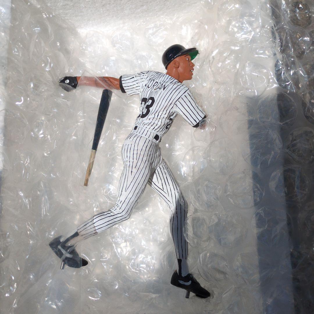 貴重　サルビノ　Michael Jordan 限定フィギュア　ナンバリングあり