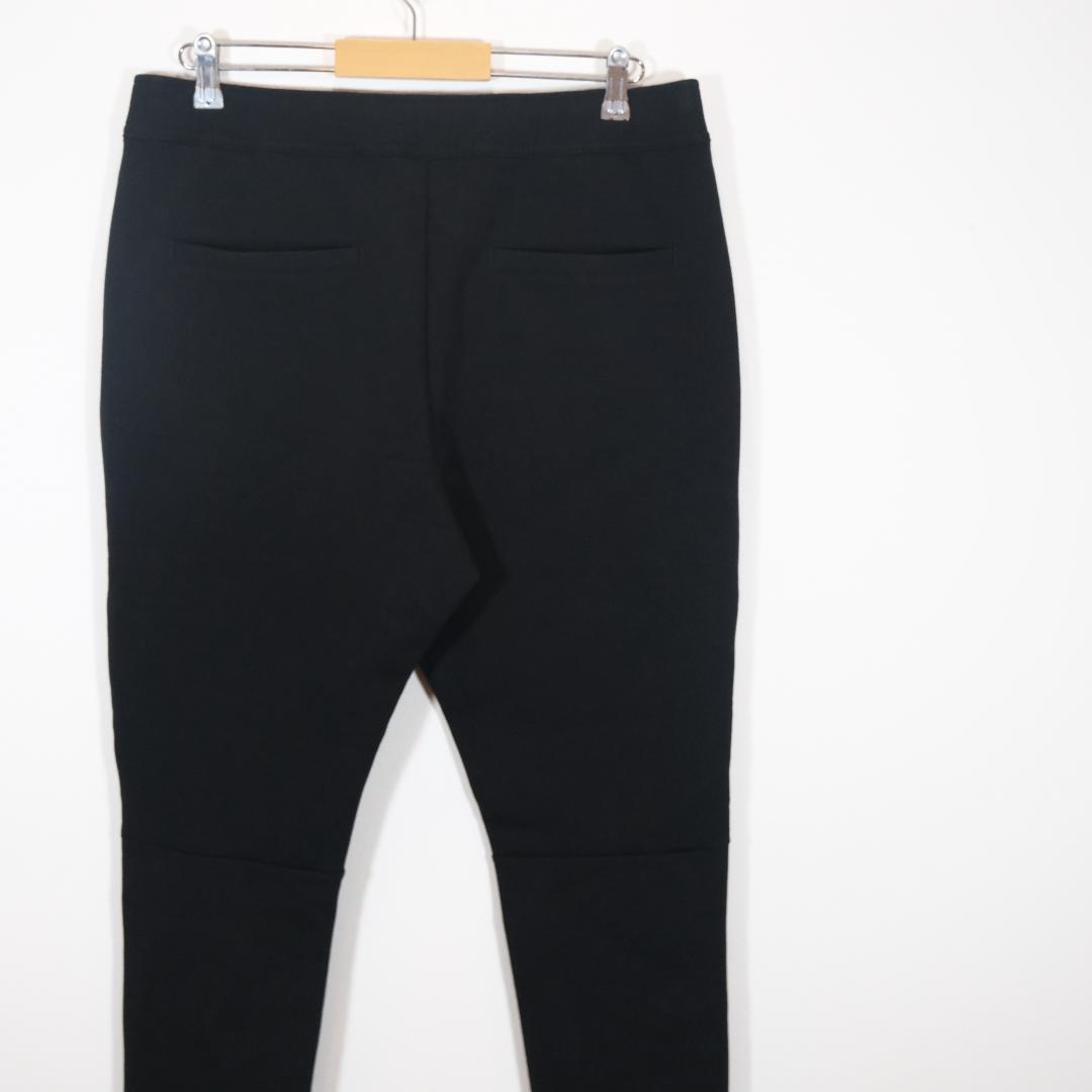 F.C.R.B.  TECH KNIT TRAINING PANTS XL