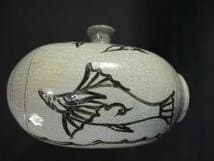 魚の絵柄】李朝 鉄絵 魚文 偏壺 染付 逸品 俵壺