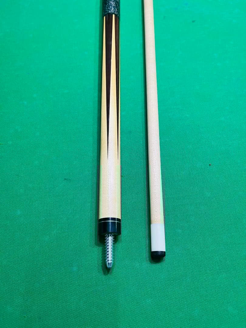Adamビリヤードキュー