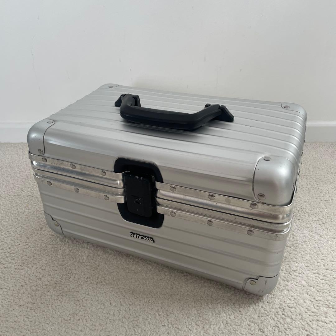 希少 RIMOWA Opal/オパール ビューティケース 19L アルミニウム