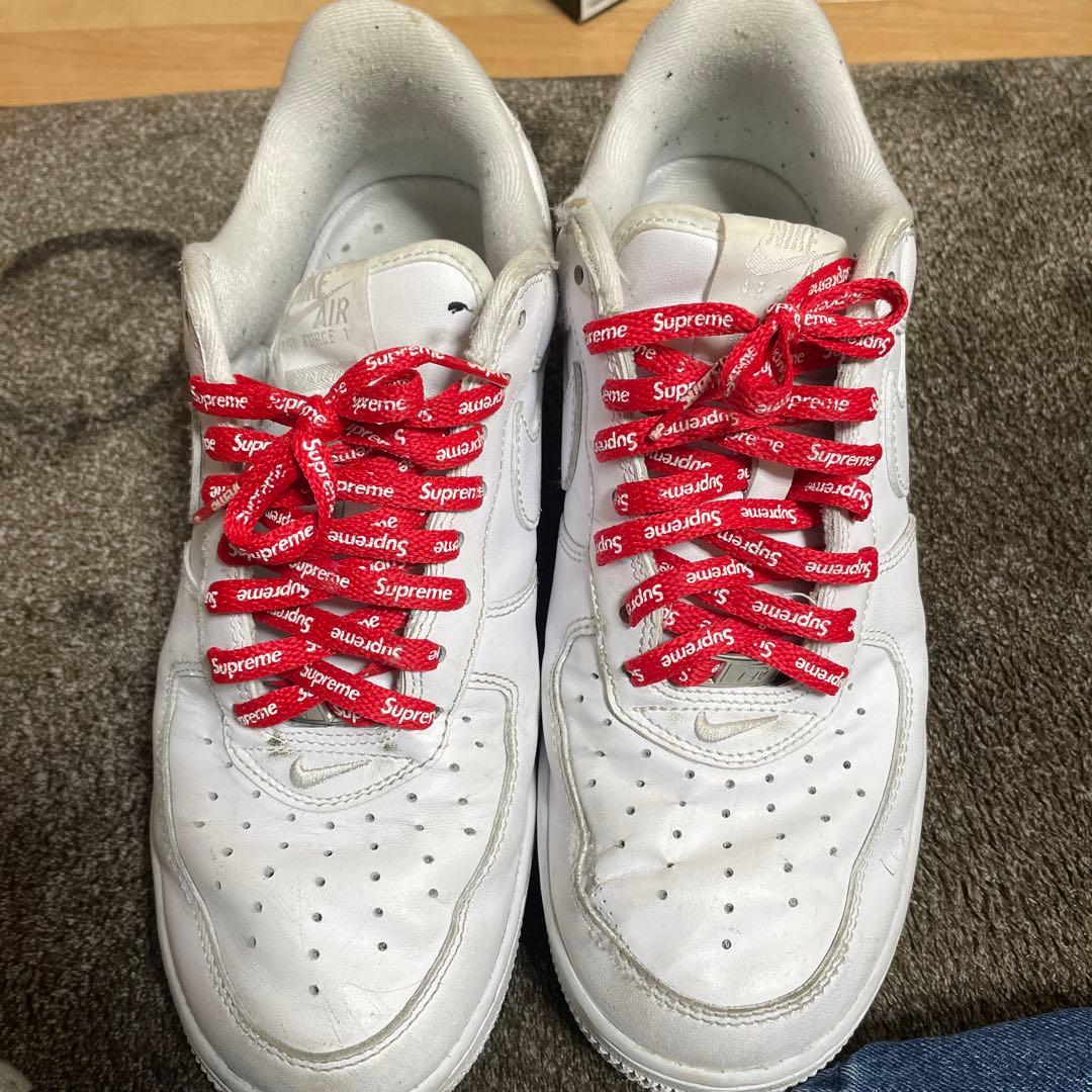 Nike Air Force 1 Supreme シューレース付き