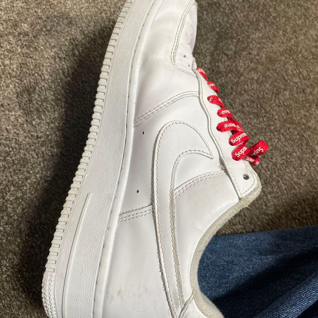 Nike Air Force 1 Supreme シューレース付き