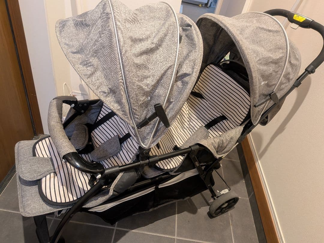 2人乗り　KATOJI ベビーカー グレー ストライプ