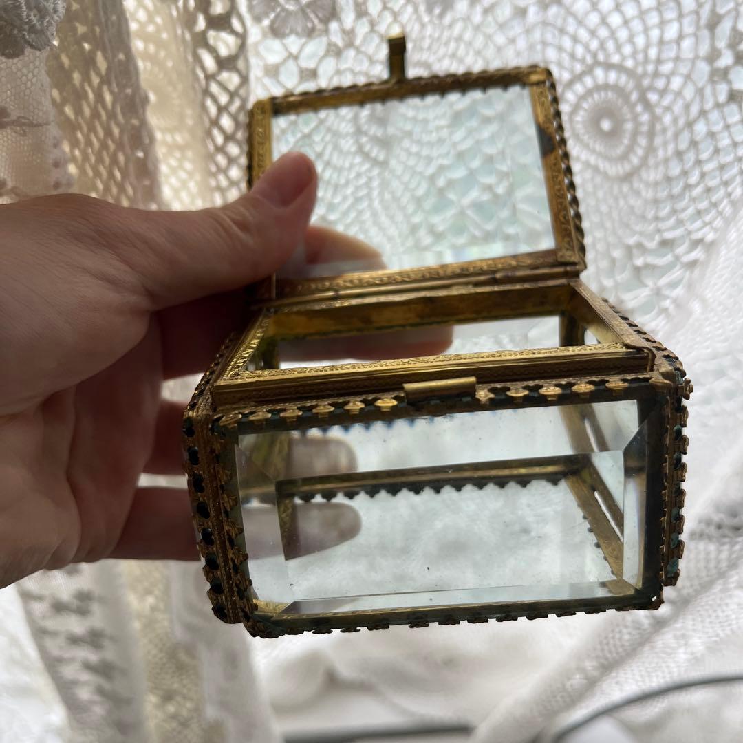フランスアンティーク ジュエリーボックス　装飾 ベベルガラス ガラス小物入れ