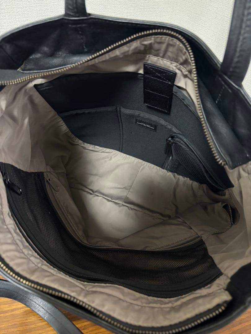 UNITED ARROWS レザートートバッグ ブラック