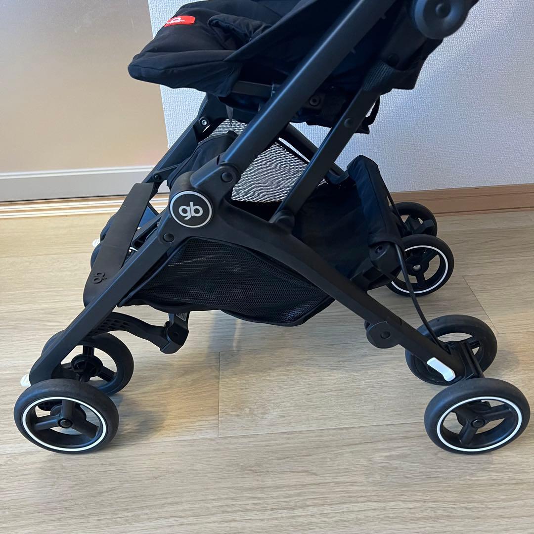 【美品】gb ポキット オールテレイン ベビーカー 軽量 コンパクト 折りたたみ